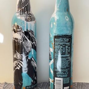 2 NEW Halo 3 Master Chief Art Mountain Dew Label Game Fuel Full Aluminum Bottle